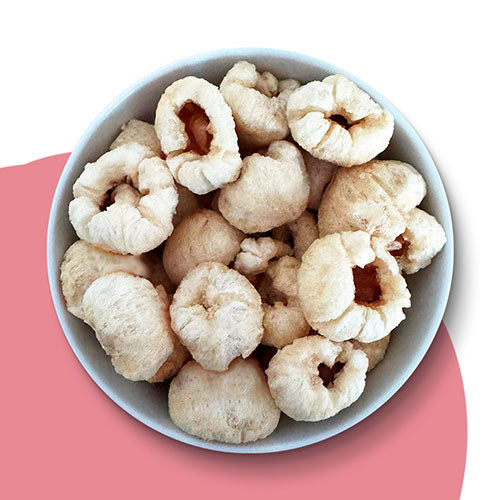 Gefriergetrocknete-Litchi-in-der-Schale